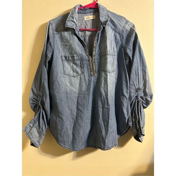 Hollister denim top size small - Picture 1 of 4